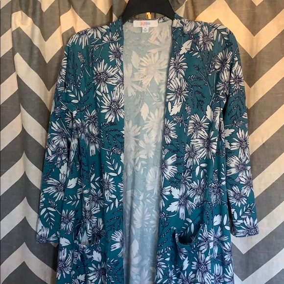 Lularoe Sarah - Picture 2 of 2